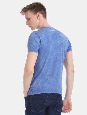 blue chest print t-shirt - 17631164 - Standard Image - 3