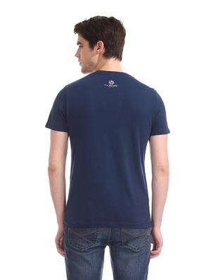 blue chest print t-shirt - 17631577 - Standard Image - 3