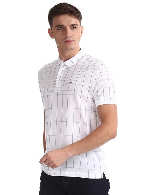 white checkered t-shirt - 17632296 - Standard Image - 1