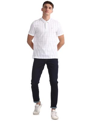 white checkered t-shirt - 17632296 - Standard Image - 4