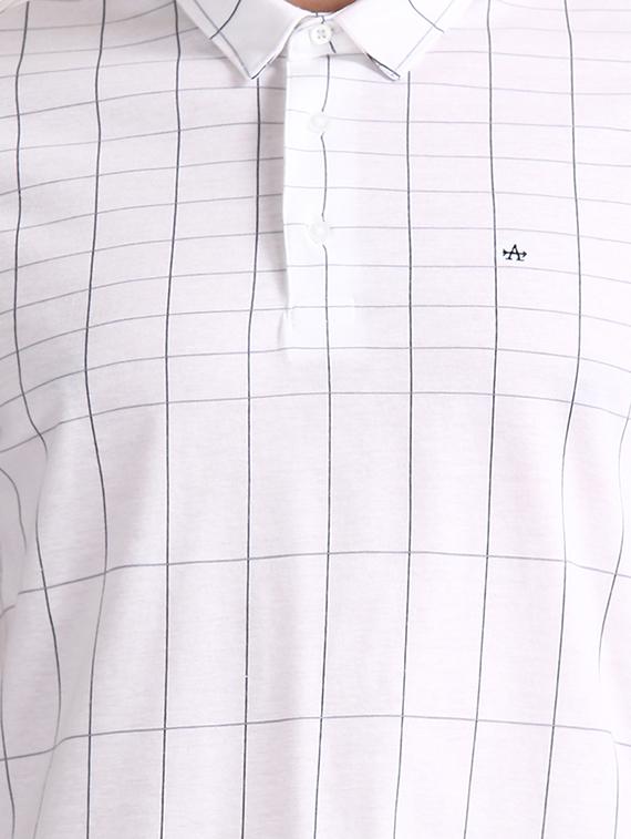 white checkered t-shirt - 17632296 - Zoom Image - 5