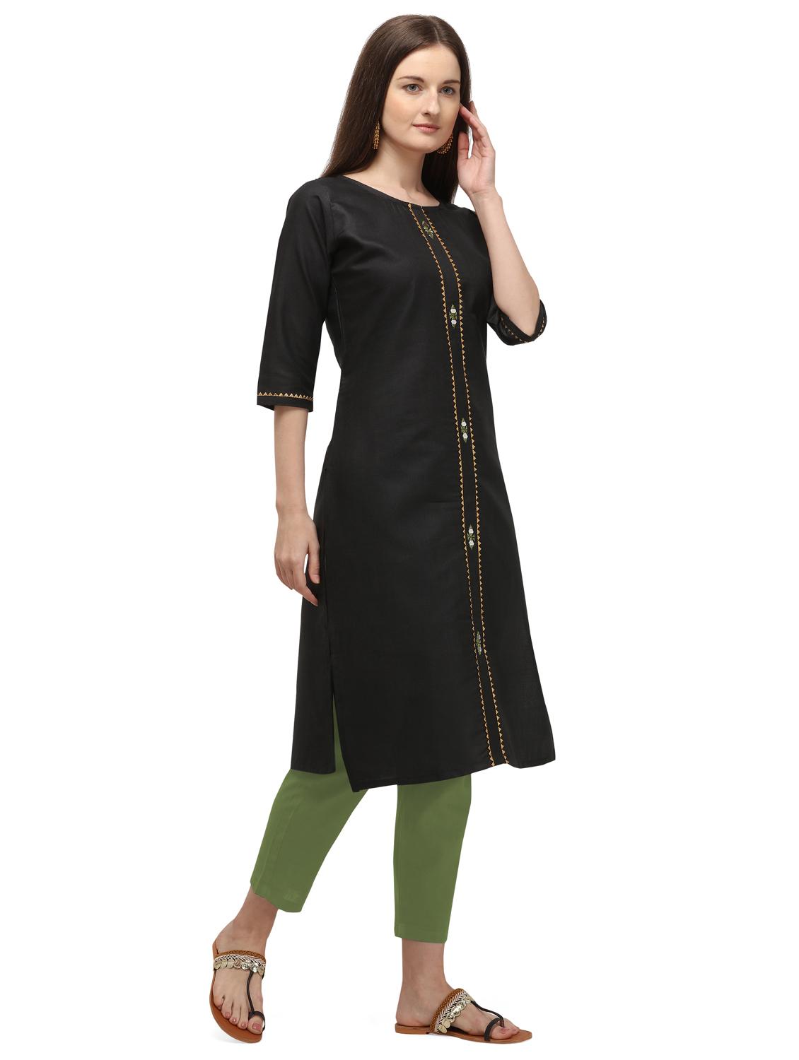 solid straight kurta - 17632662 - Zoom Image - 2