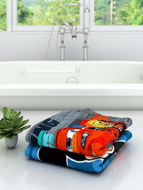 athom trendz disney kids bath towel 60x120 cm pack of 2 - 17632850 - Standard Image - 1