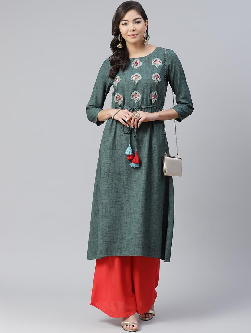embroidered a-line kurta - 17632987 - Zoom Image - 1