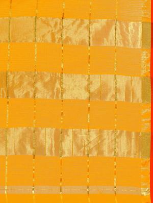 checkered kota doria saree with blouse - 17633236 - Standard Image - 4