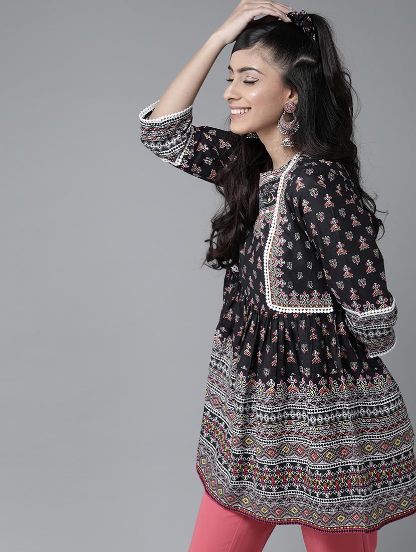 lace detail printed flared tunic - 17633683 - Zoom Image - 2