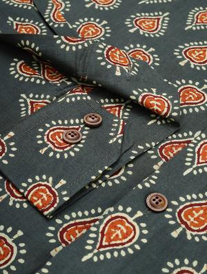 green block print casual shirt - 17633959 - Standard Image - 6