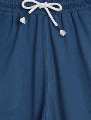 set of 2 solid three fourth shorts - 17635536 - Standard Image - 6