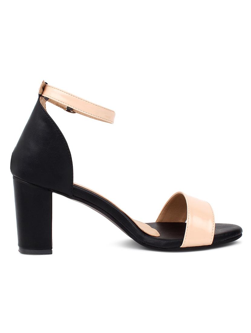 nude patent leather closed back sandals - 17636409 - Zoom Image - 2