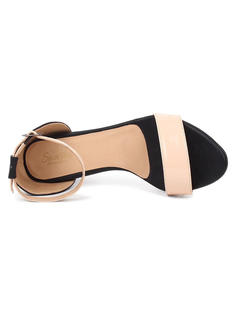 nude patent leather closed back sandals - 17636409 - Zoom Image - 5