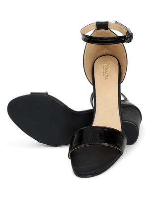 black patent leather closed back sandals - 17636410 - Standard Image - 4