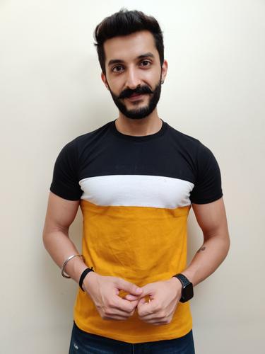 round neck cotton t-shirt - 17636866 - Standard Image - 1
