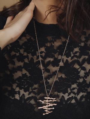 brass gold plated short necklace - 17637590 - Standard Image - 3