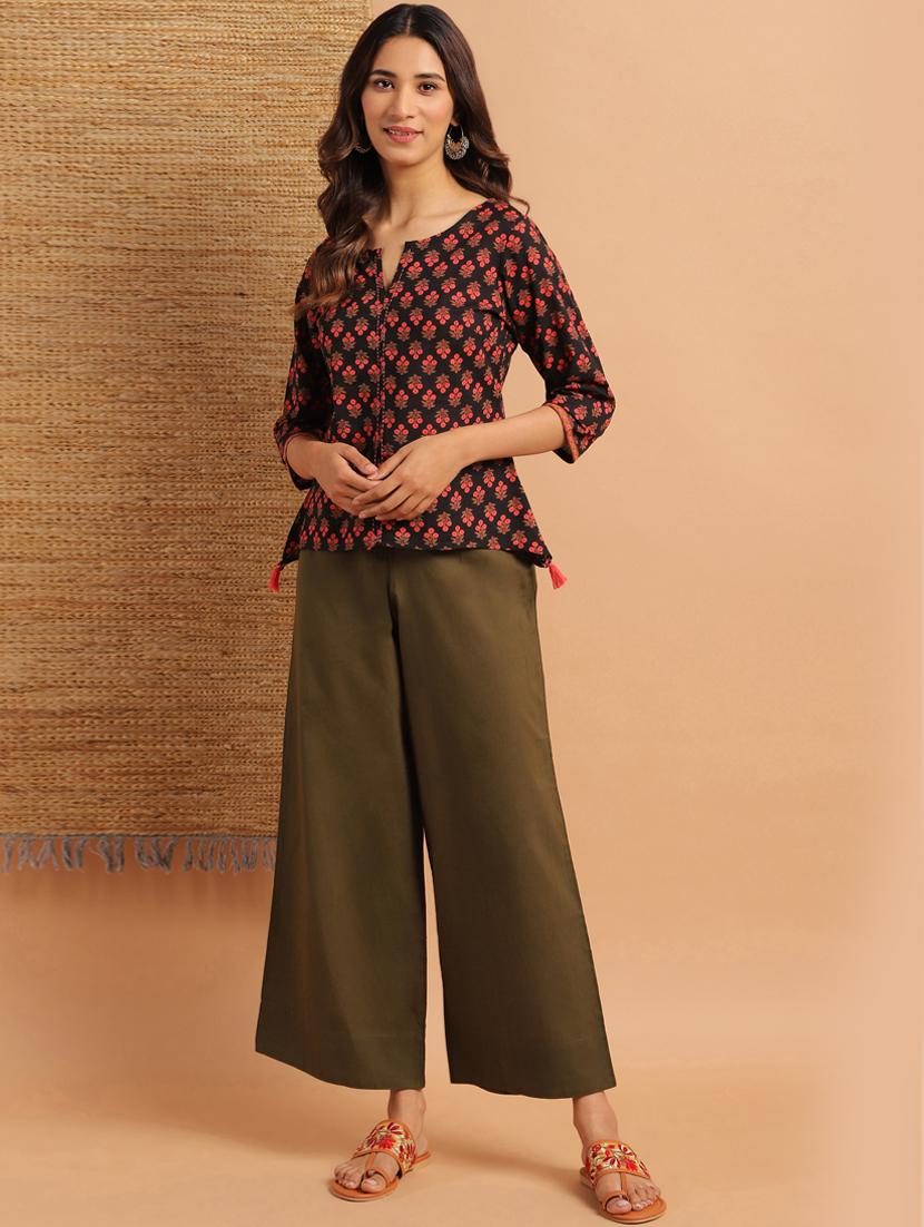 notch neck floral top - 17637776 - Zoom Image - 4