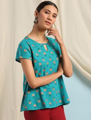 key hole neck printed top - 17637777 - Standard Image - 2