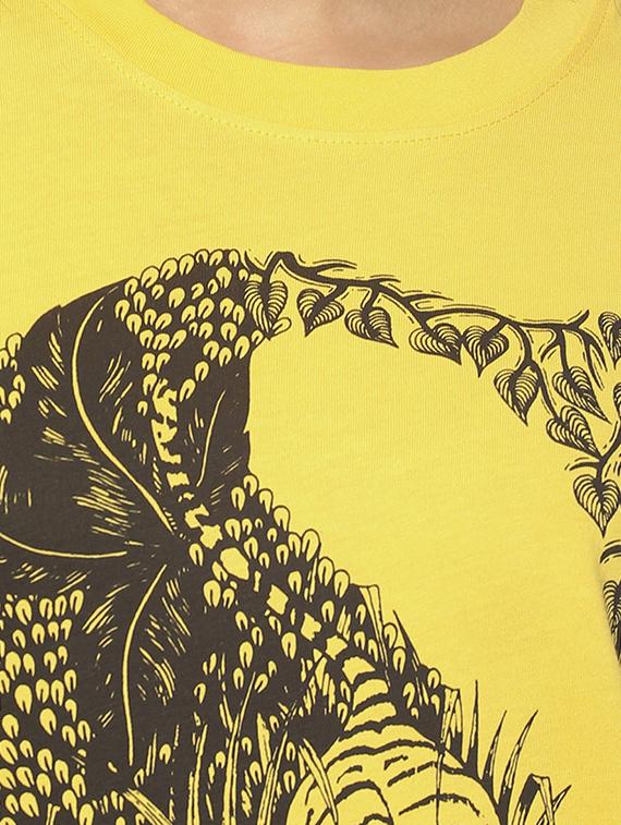 round neck graphic print tee - 17640196 - Zoom Image - 5