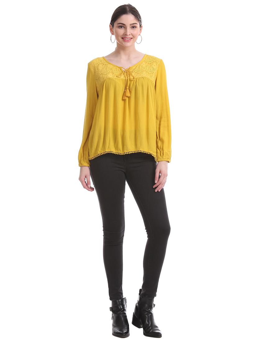 tie up neck lace detail top - 17645348 - Zoom Image - 4