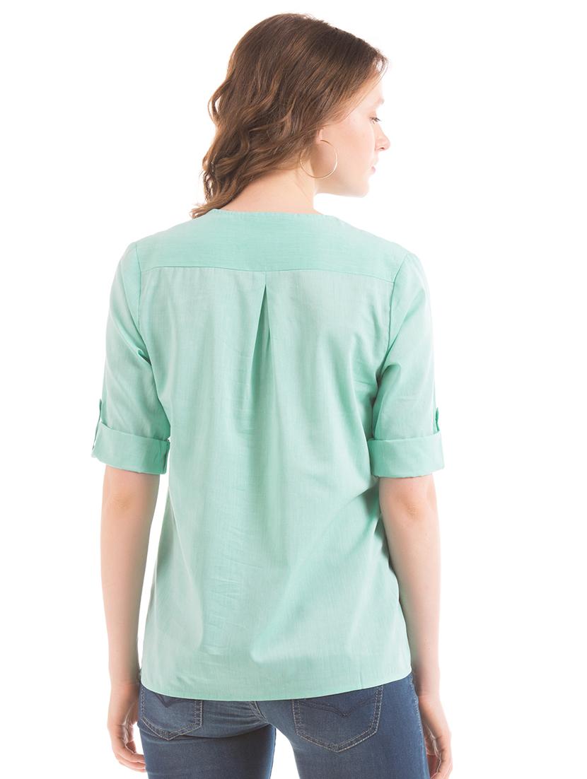 v-neck solid top - 17645481 - Zoom Image - 3