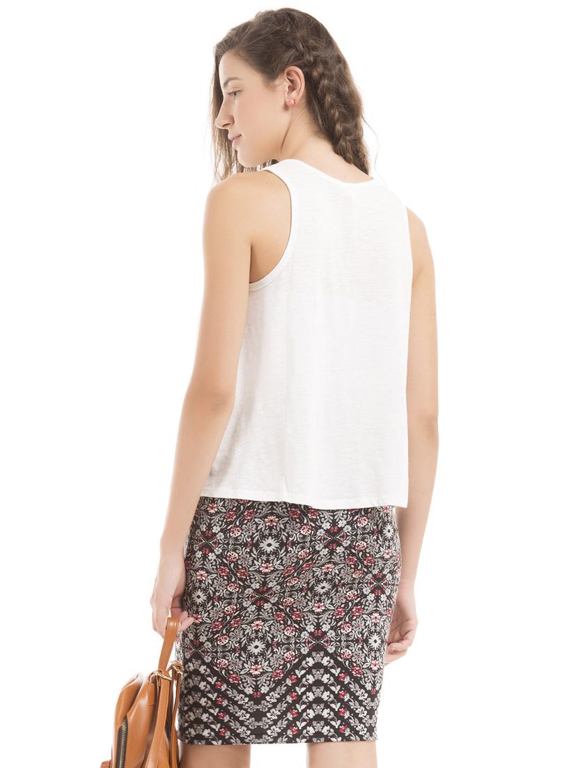 round neck solid top - 17645517 - Zoom Image - 3