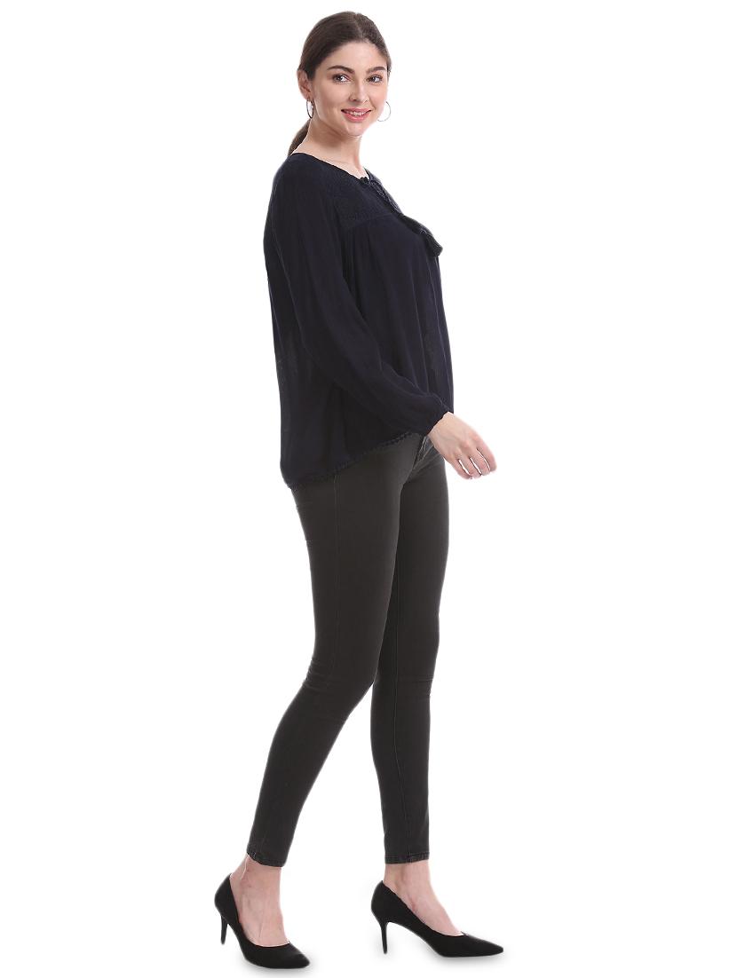 lace yoke crinkled top - 17645659 - Zoom Image - 4