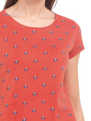 round neck printed tee - 17645880 - Standard Image - 5