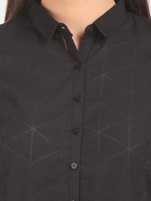 black self design regular shirt - 17646194 - Standard Image - 5