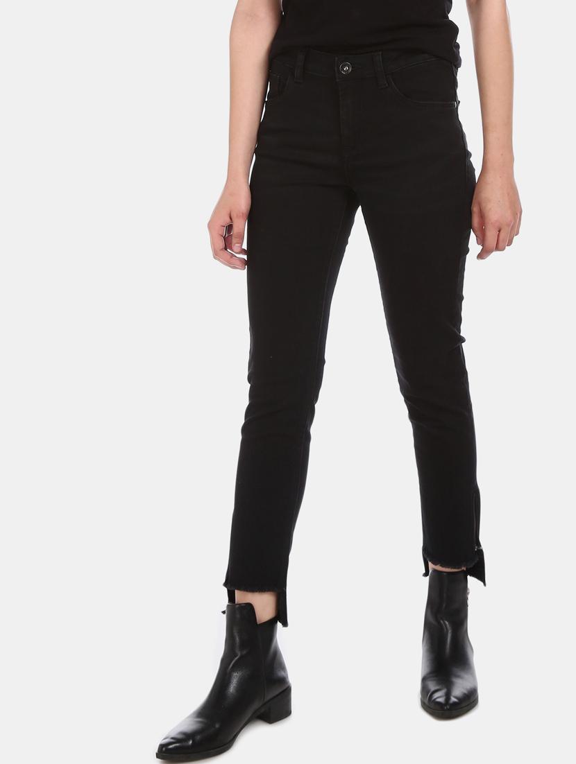 high rise frayed hem jeans - 17646271 - Zoom Image - 1