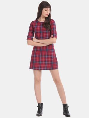 round neck checkered shift dress - 17646463 - Standard Image - 4