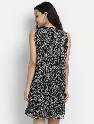 crew neck floral dress - 17651647 - Standard Image - 3