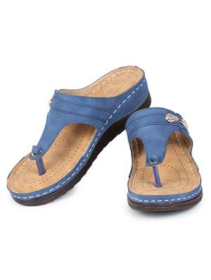 yoasheez designer doctor comfort sandal for women - 17653394 - Standard Image - 2