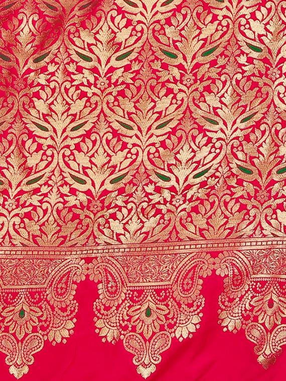 jacquard banarasi saree with blouse - 17653790 - Zoom Image - 4