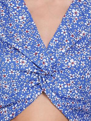 twist detail floral crop top - 17655731 - Standard Image - 5