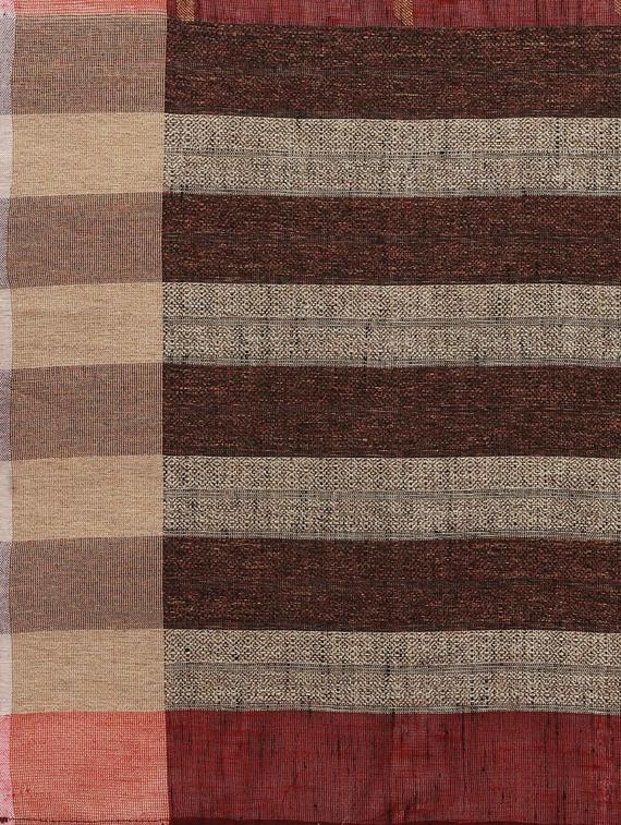 maroon linen woven saree with blouse - 17656405 - Zoom Image - 4