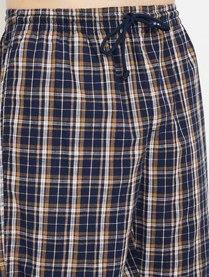 navy blue checkered shorts - 17657029 - Standard Image - 6