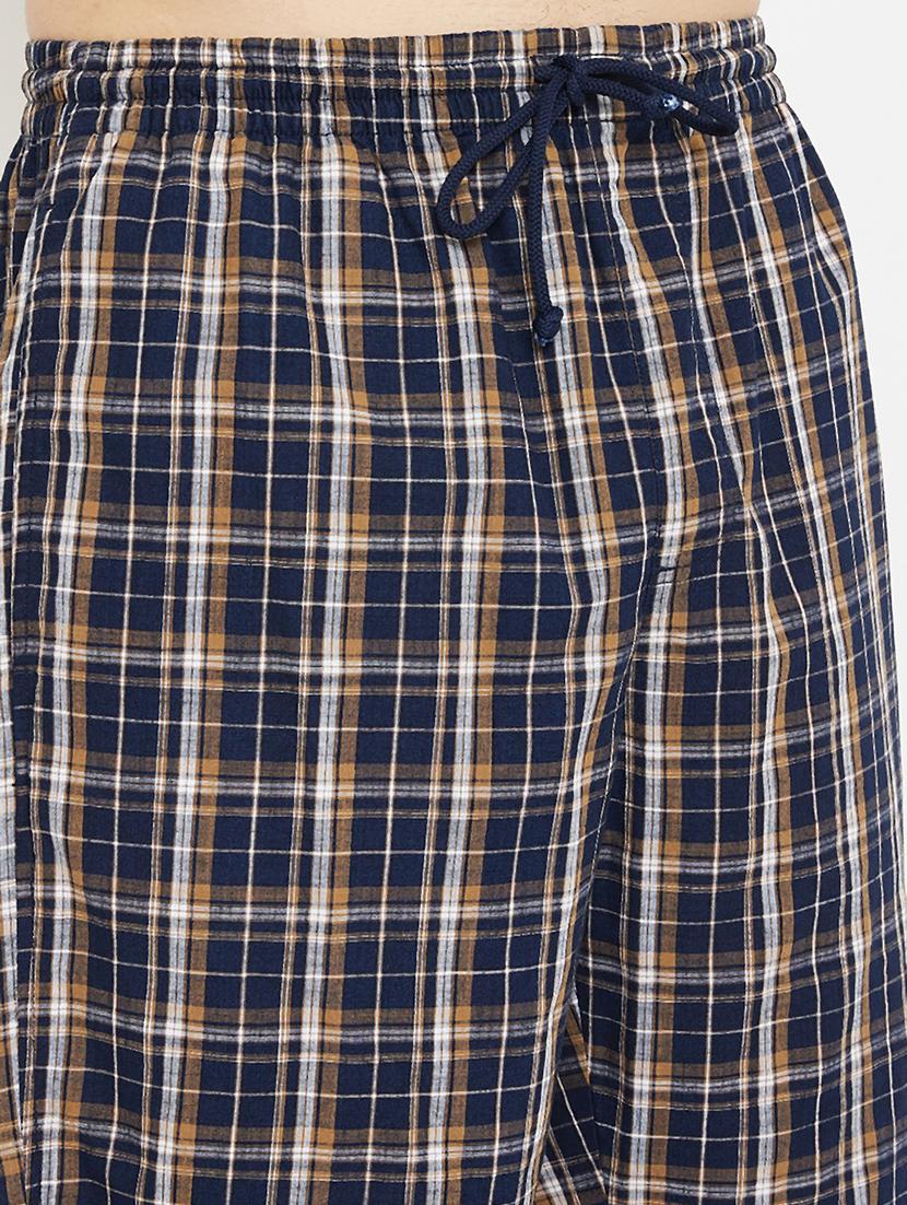 navy blue checkered shorts - 17657029 - Zoom Image - 6