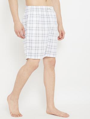 white checkered shorts - 17657031 - Standard Image - 3