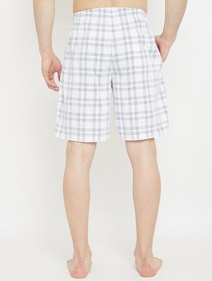 white checkered shorts - 17657031 - Standard Image - 4
