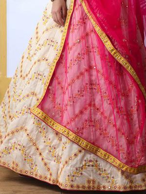 embroidered flared lehenga - 17658217 - Standard Image - 4