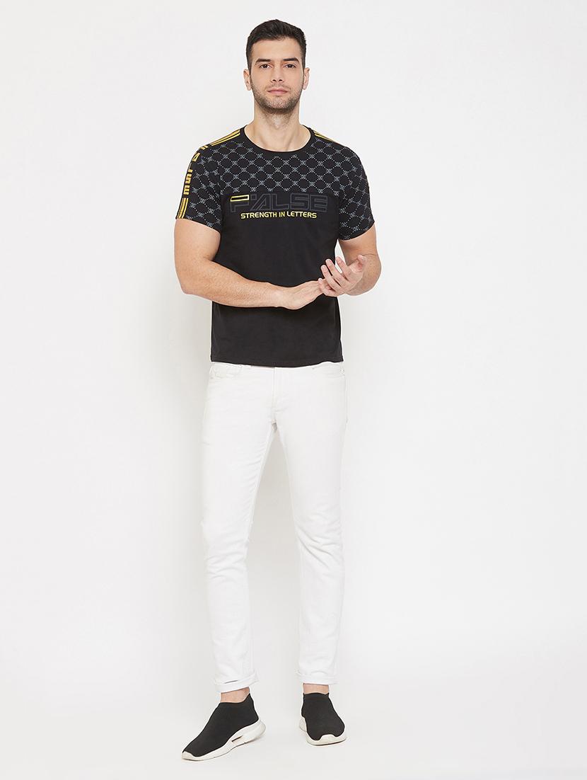 black printed cut & sew t-shirt - 17659288 - Zoom Image - 4