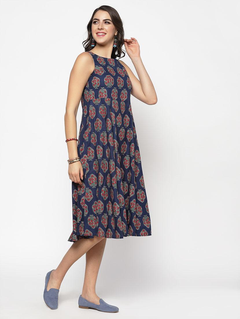 boat neck printed dress - 17661231 - Zoom Image - 2