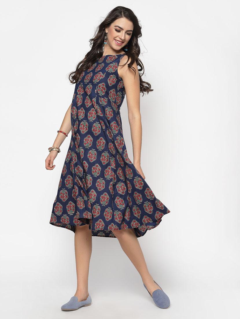 boat neck printed dress - 17661231 - Zoom Image - 4