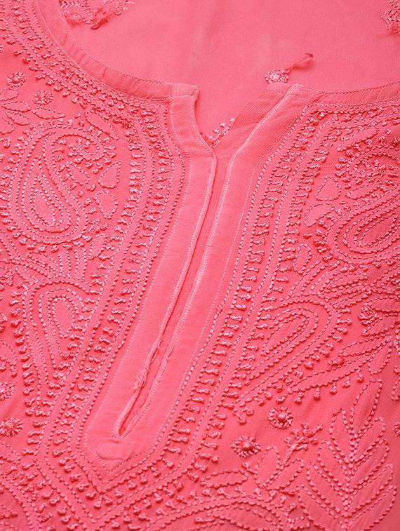 ada hand-embroidered pink chikankari kurta - 17665890 - Zoom Image - 5