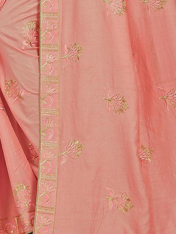 ethnic motifs embroidered saree with blouse - 17666041 - Zoom Image - 4
