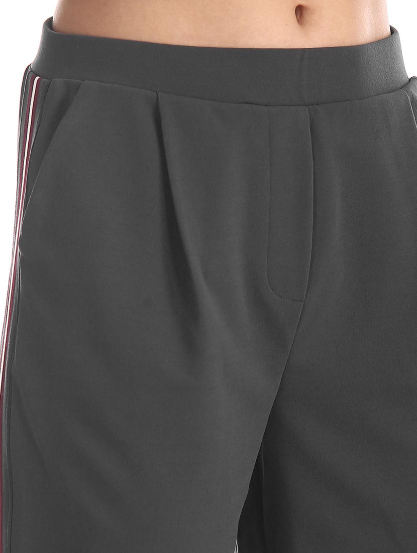 side taped pleated trouser - 17666460 - Zoom Image - 6