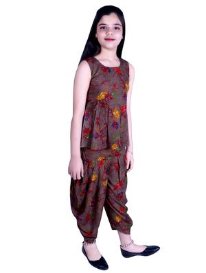 brown rayon suit set - 17666571 - Standard Image - 3