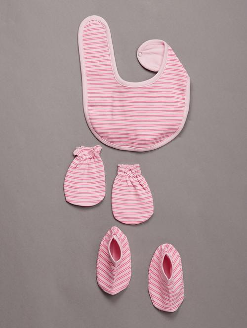 3 pcs set -bib, mittens & booties - 17667013 - Very Small Image - 1