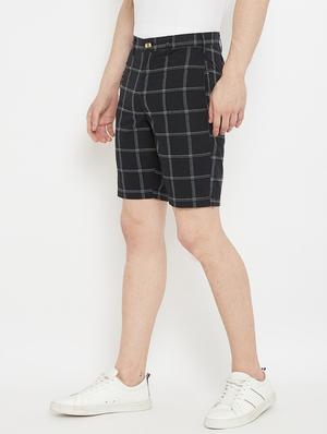 black checkered bermuda shorts - 17667919 - Standard Image - 3