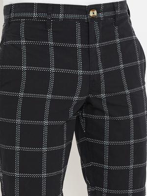 black checkered bermuda shorts - 17667919 - Standard Image - 6
