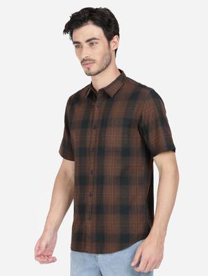 brown checkered casual shirt - 17668909 - Standard Image - 2