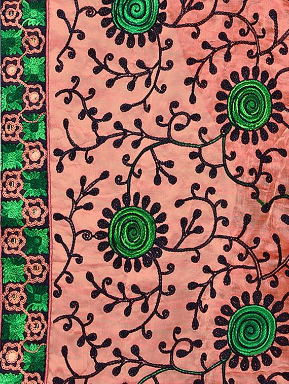 pink chiffon embroidered saree with blouse - 17668956 - Zoom Image - 4